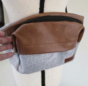 MONBEBE 3 in 1 Everyday Belt bag with Changing Pad Grey Design EuC